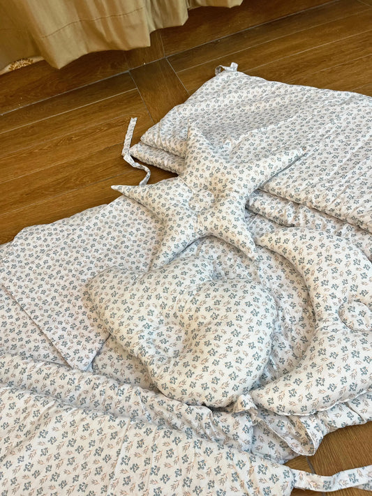 Baby Cot Bedding Set β 10-Piece Soft Cotton Set with Green Flower on White Cot set (0β3 Years) Little Flower