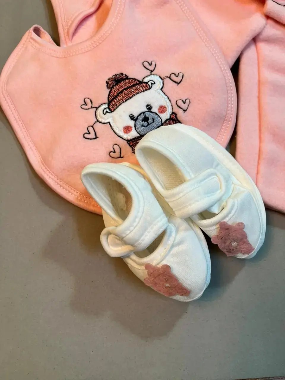 Newborn Baby Girl Gift Set – Pink Bear & Hearts | 7-Piece Cotton Essentials for Newborns