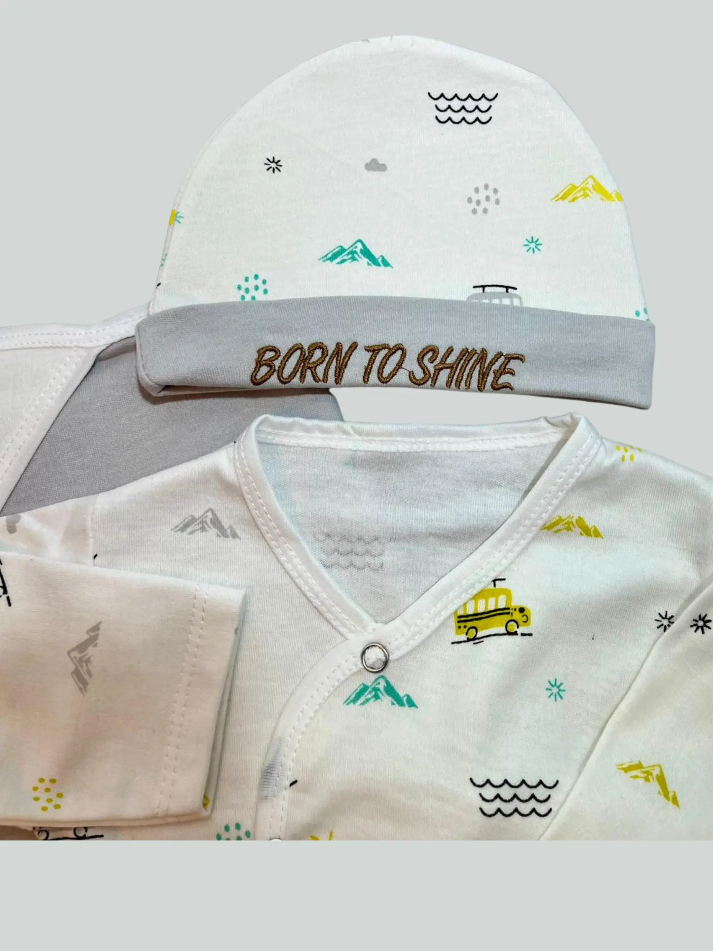 8-Piece Newborn Baby Gift Set – Soft Cotton with Hooded Towel & Bib | Born To Shine Theme (0–6 Months)