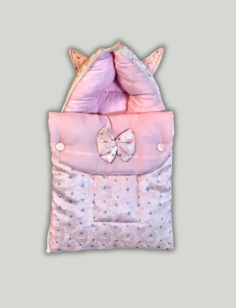 Little Flower Baby Carry Nest – Soft, Safe & Snuggly Sleep Pod on Pink (0–12 Months)