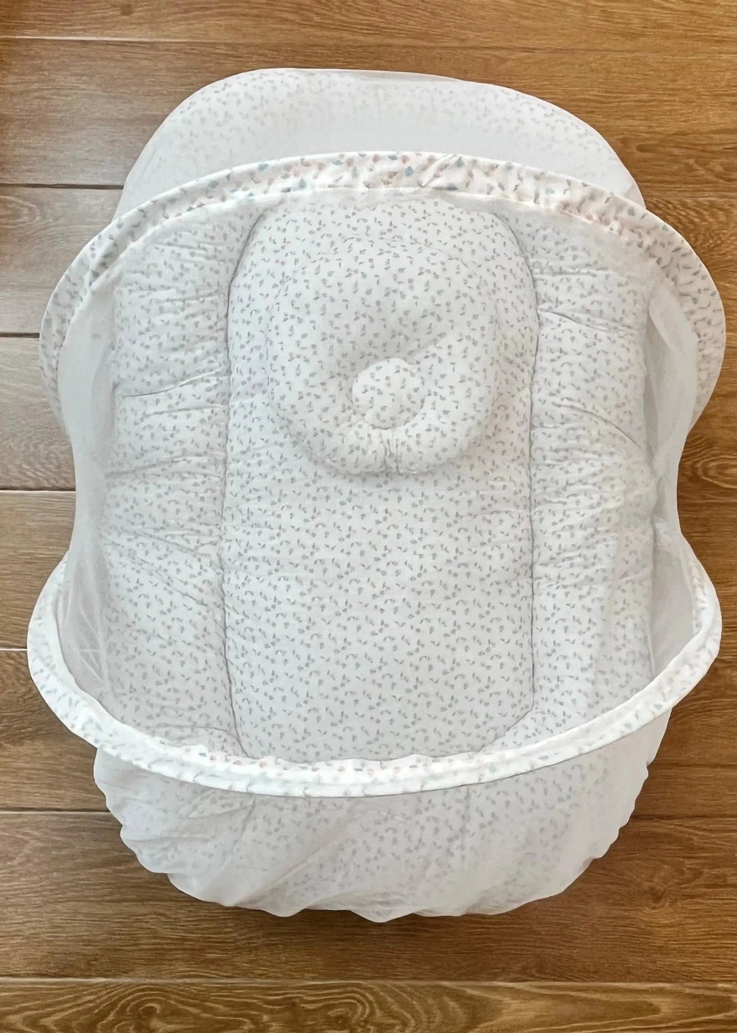 Baby Bed with Net with Pillow – (0–2 Year) | sky-blue and Pink small flowers on white Little Flower