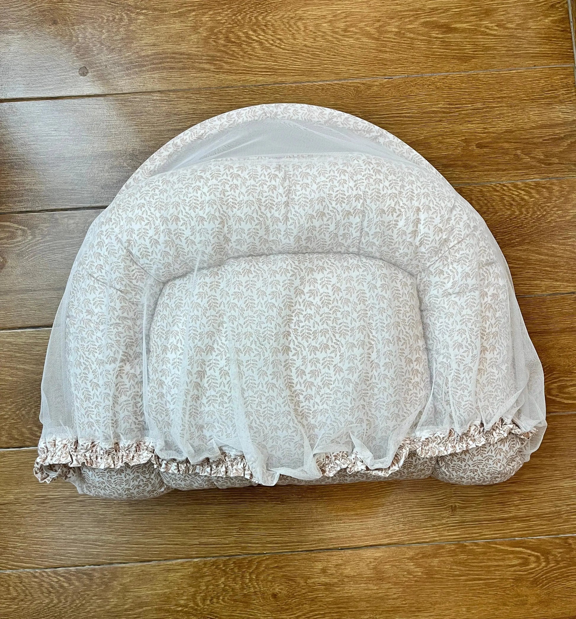 Baby Bed with Net with Pillow – (0–2 Year) | Brown leaves on white Little Flower