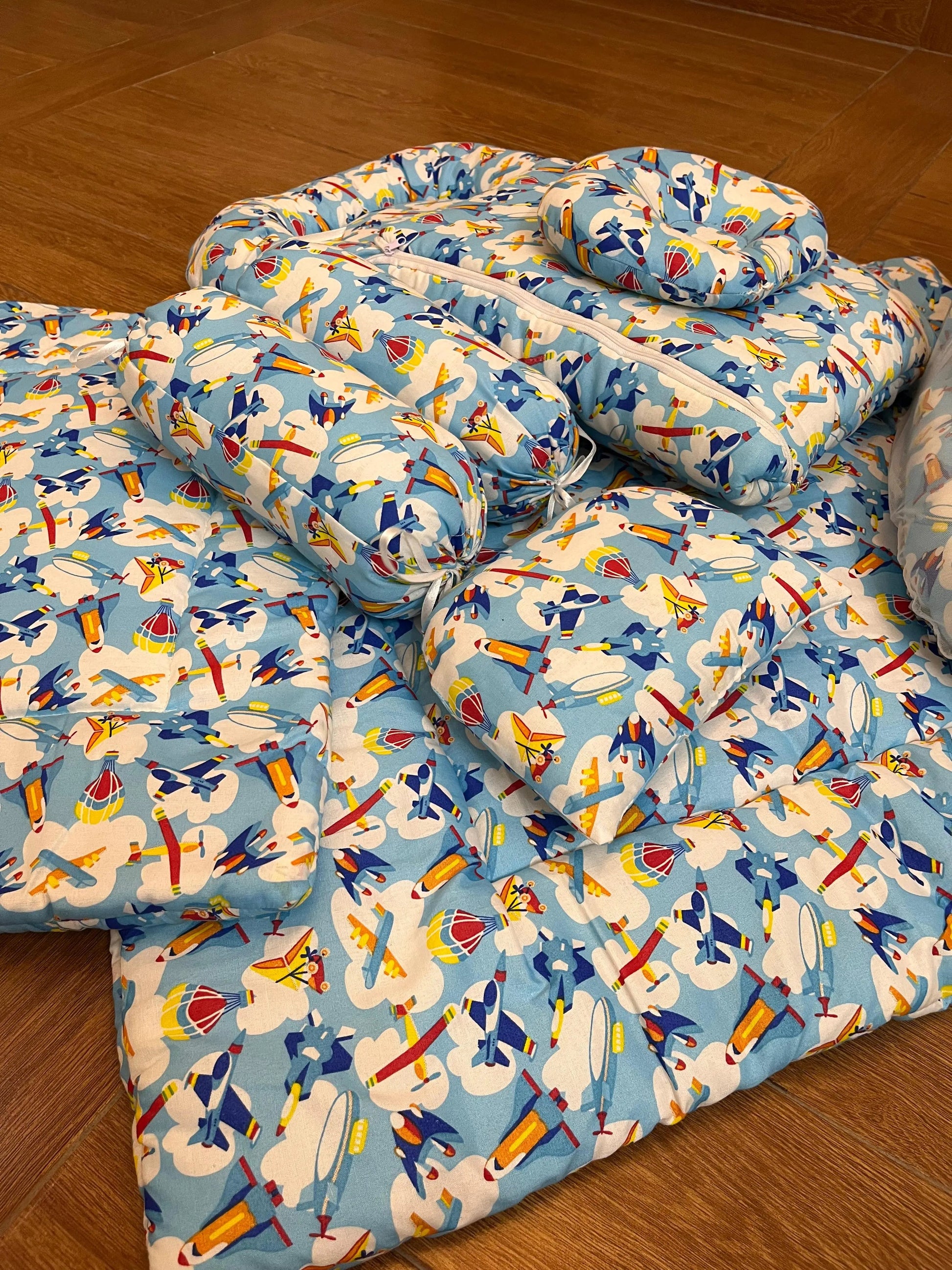 8Pc Baby Bedding Set on Soft Cotton Fabric with Planes Theme (0–2 Years) Little Flower