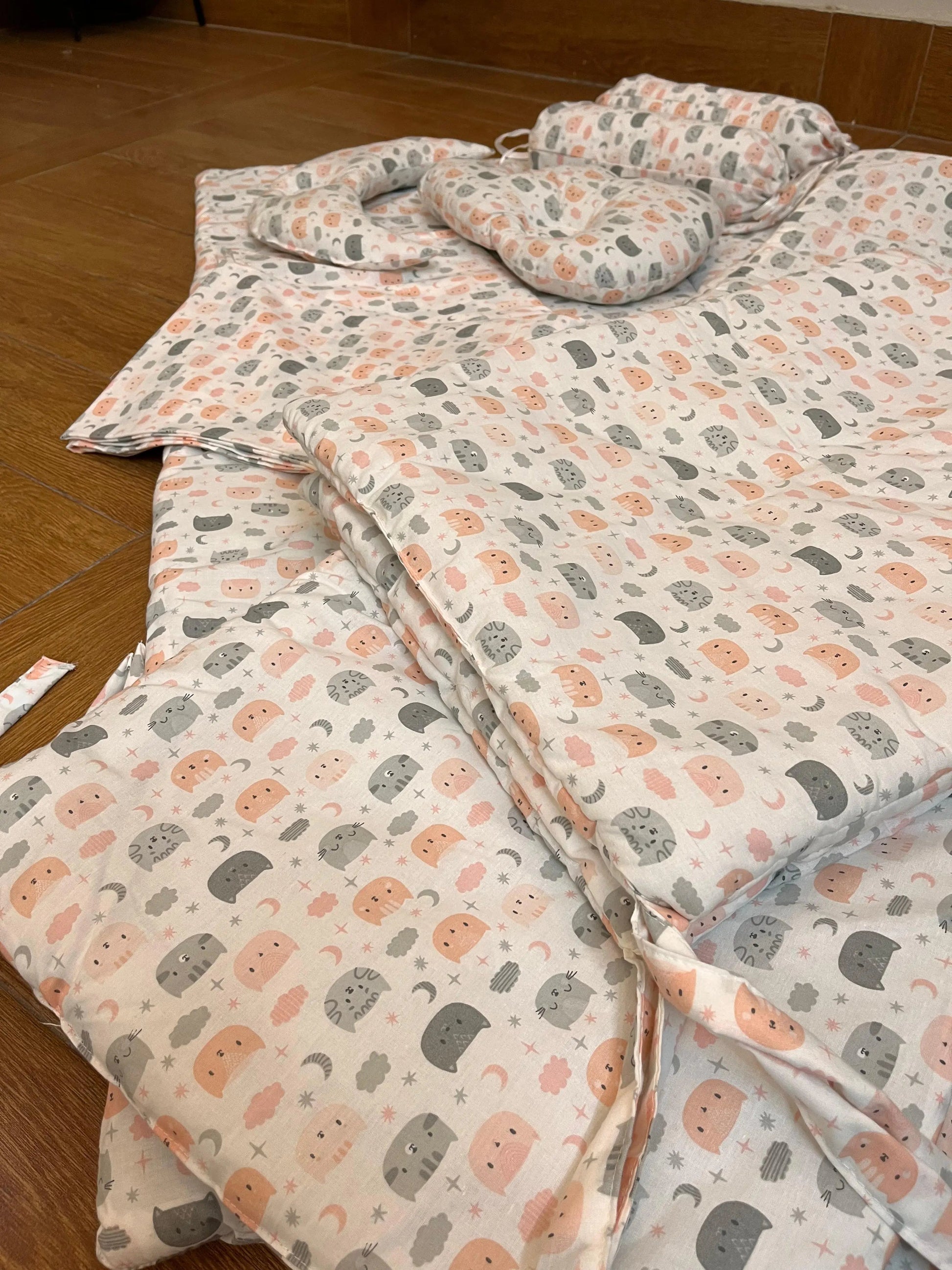 Baby Cot Bedding Set – 10-Piece Soft Cotton Set with pink and grey Cats on white Theme (0–3 Years) Little Flower