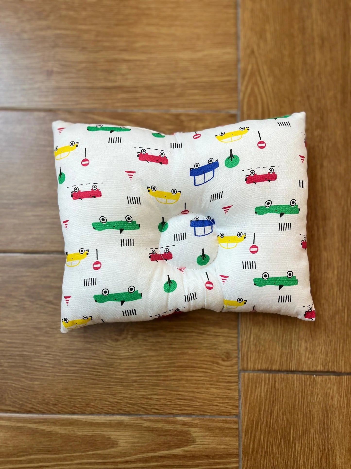 8Pc Baby Bedding Set on Soft Cotton Fabric with Car Theme (0–2 Years) Little Flower