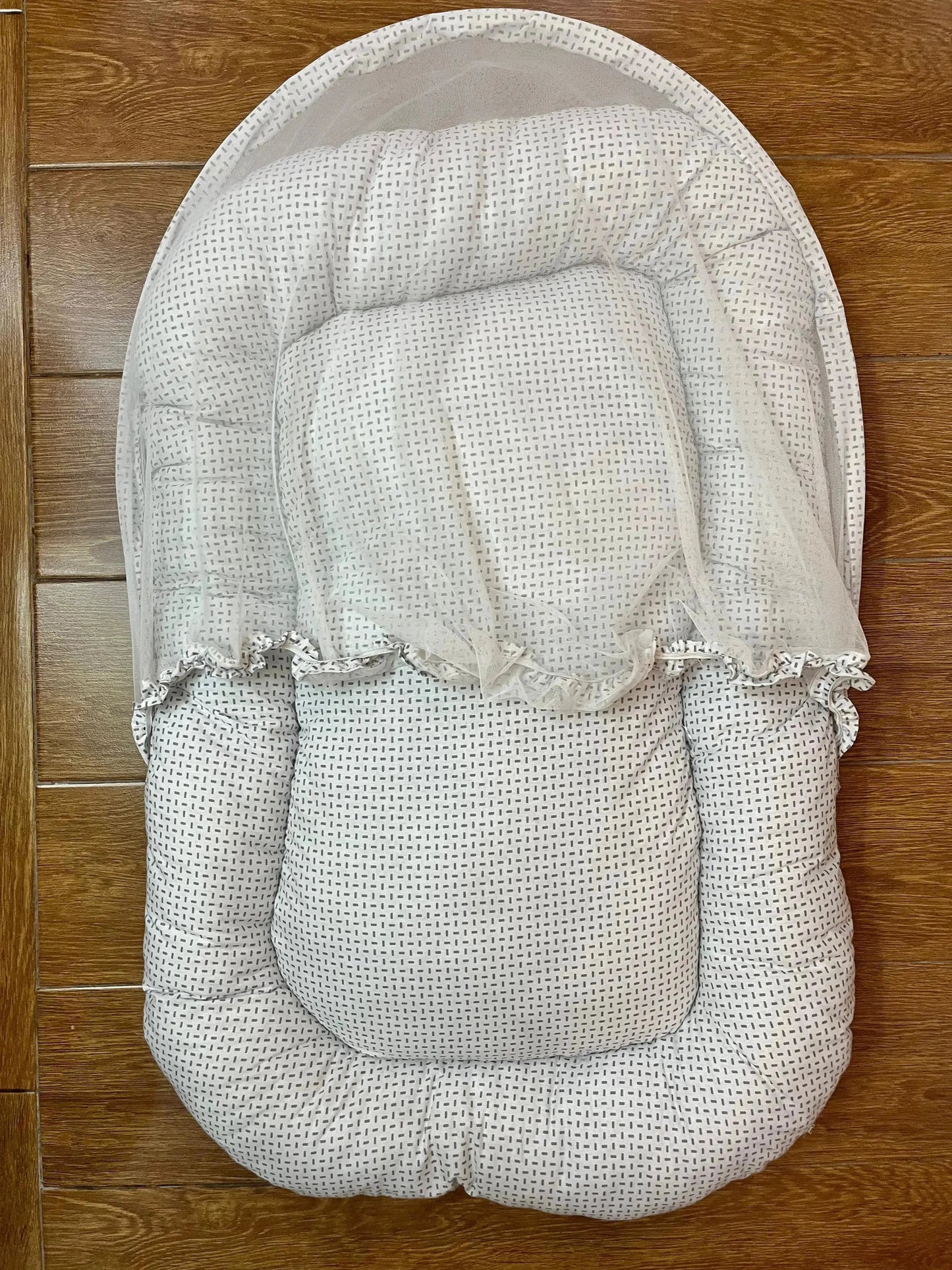 Baby Bed with Net with Pillow – (0–2 Year) | Black Small Line or White Little Flower