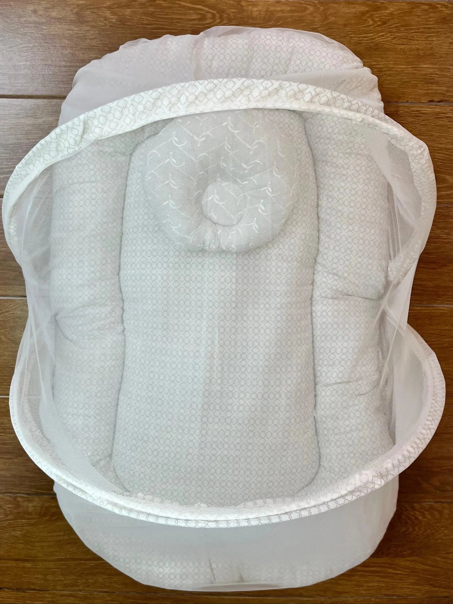 Baby Bed with Net with Pillow – (0–2 Year) | Brown box chicken Little Flower