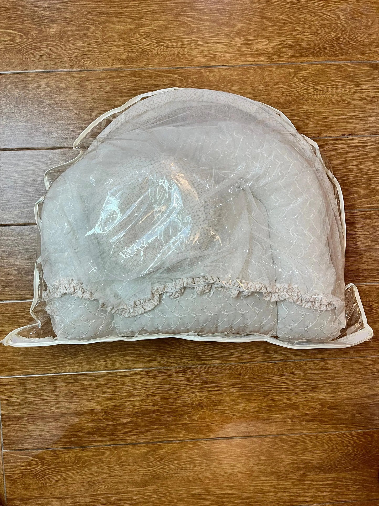 Baby Bed with Net with Pillow – (0–2 Year) | Brown box chicken Little Flower