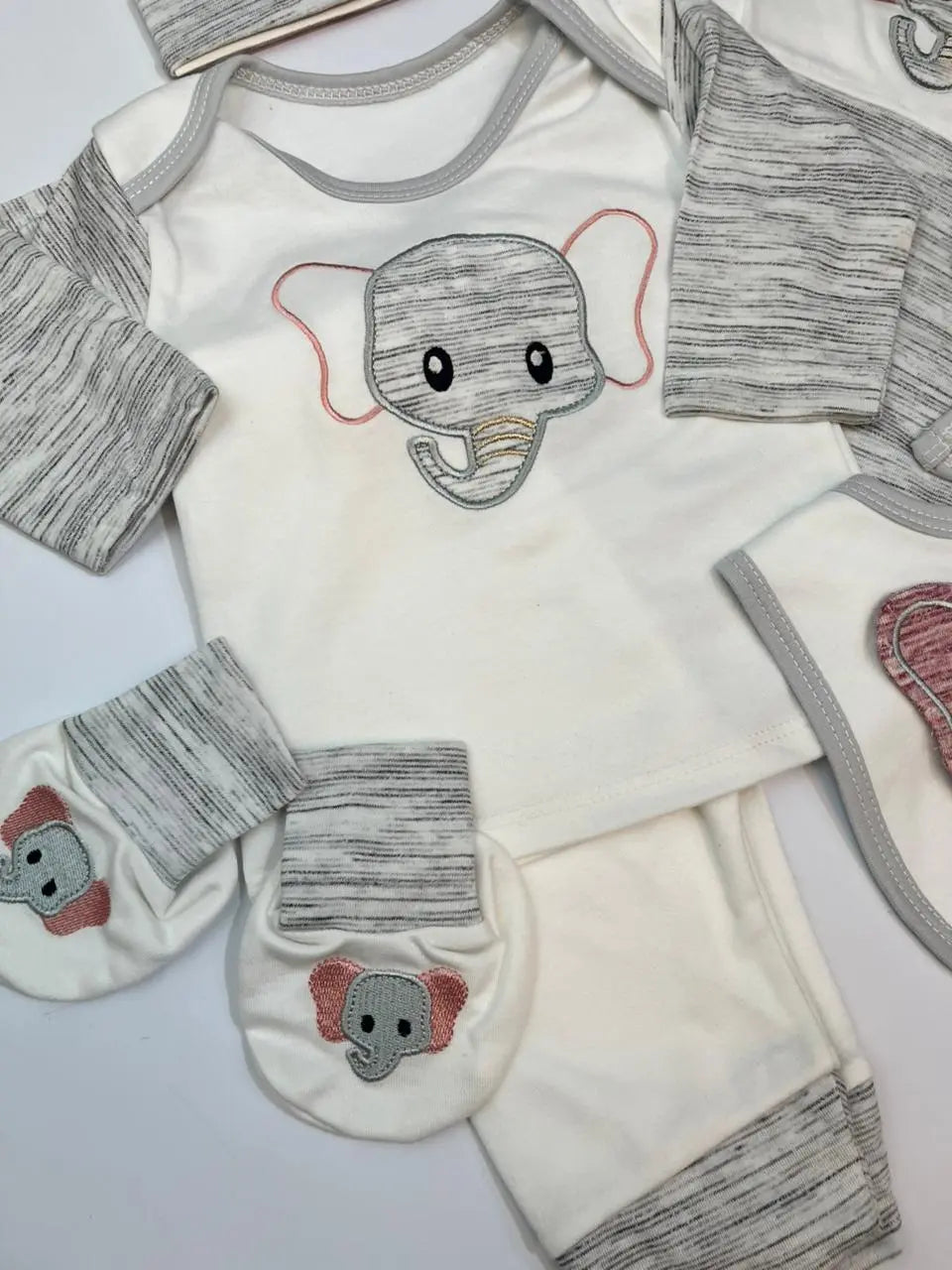 Baby Elephant Clothing Set – 6-Piece Soft Cotton Outfit for Newborn (0–12 months)