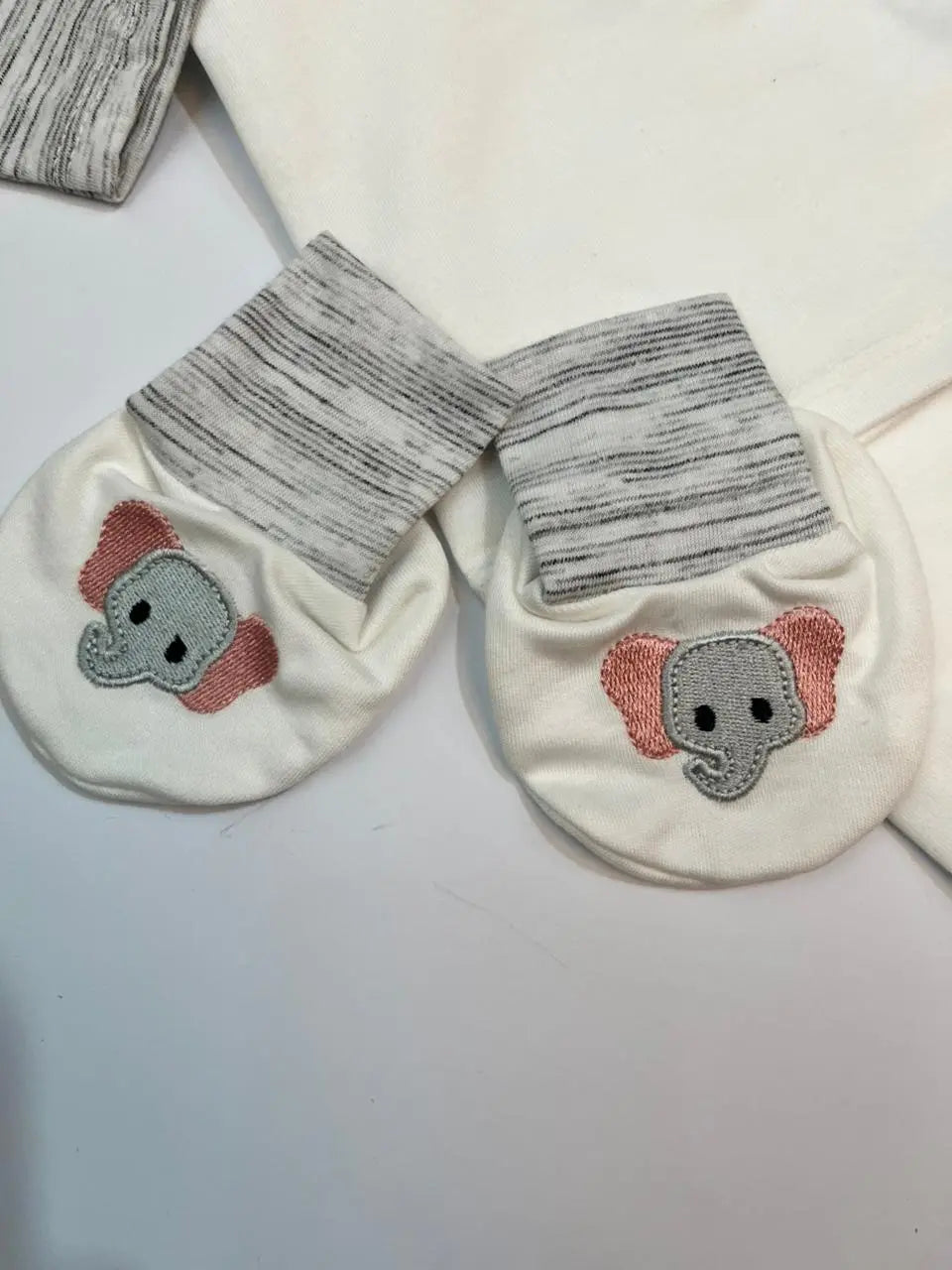 Baby Elephant Clothing Set – 6-Piece Soft Cotton Outfit for Newborn (0–12 months)