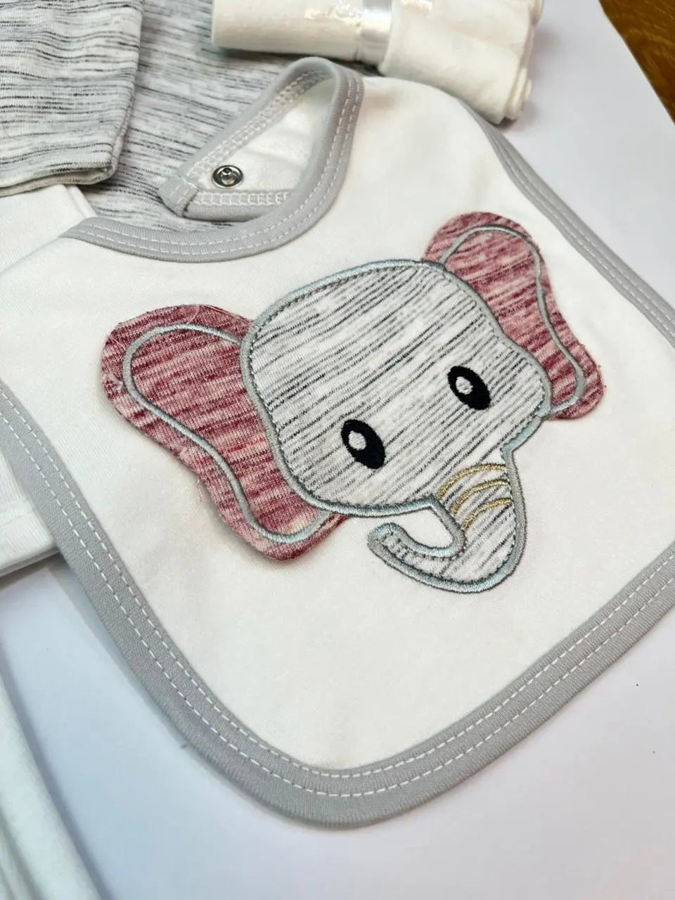 Baby Elephant Clothing Set – 6-Piece Soft Cotton Outfit for Newborn (0–12 months)