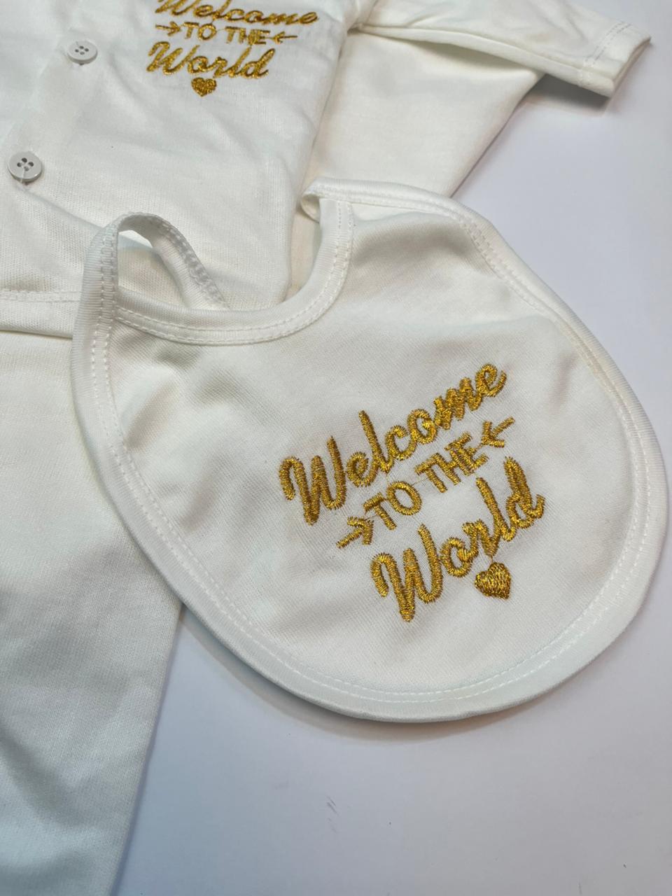 Welcome to the World – White Bear Print 5-Piece Newborn Baby Clothing Set | Soft Cotton Outfit for 0–6 Months