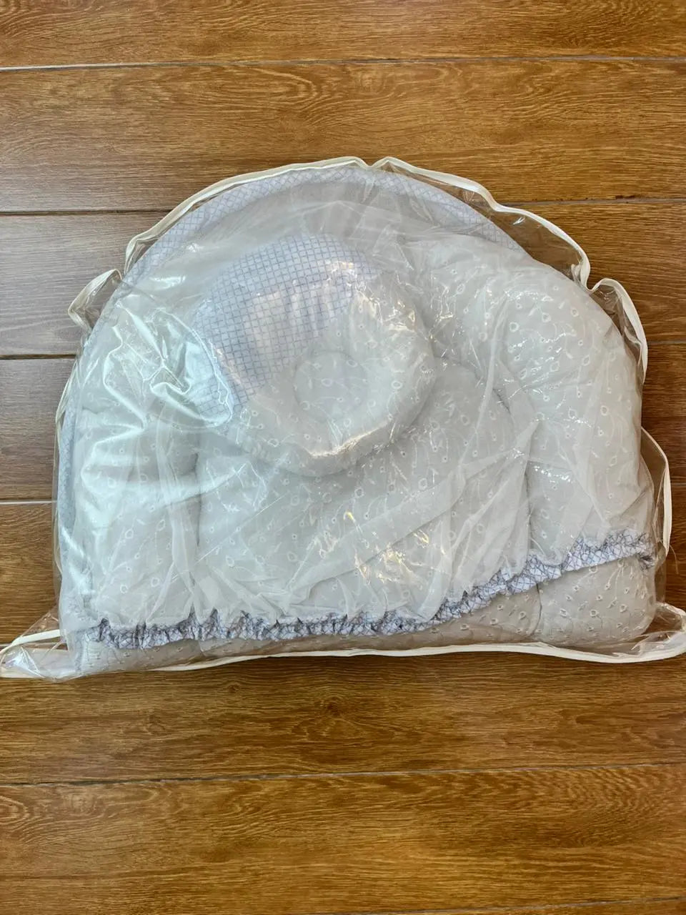 Baby Net Bed With Pillow | Blue white box chicken