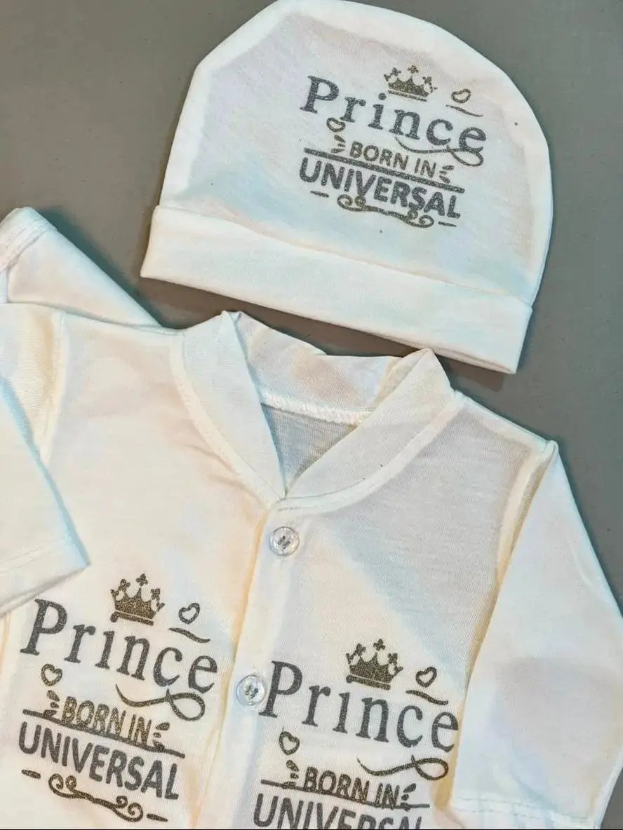 Luxury Newborn Baby Gift Set – Prince Born in Universal | 5-Piece Cotton Essentials