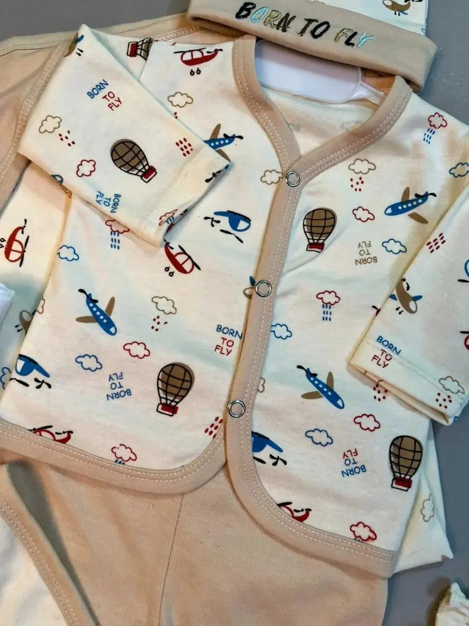 Born To Fly Baby Gift Set – Beige Airplane Print | 8-Piece Cotton Outfit for Newborn Boys