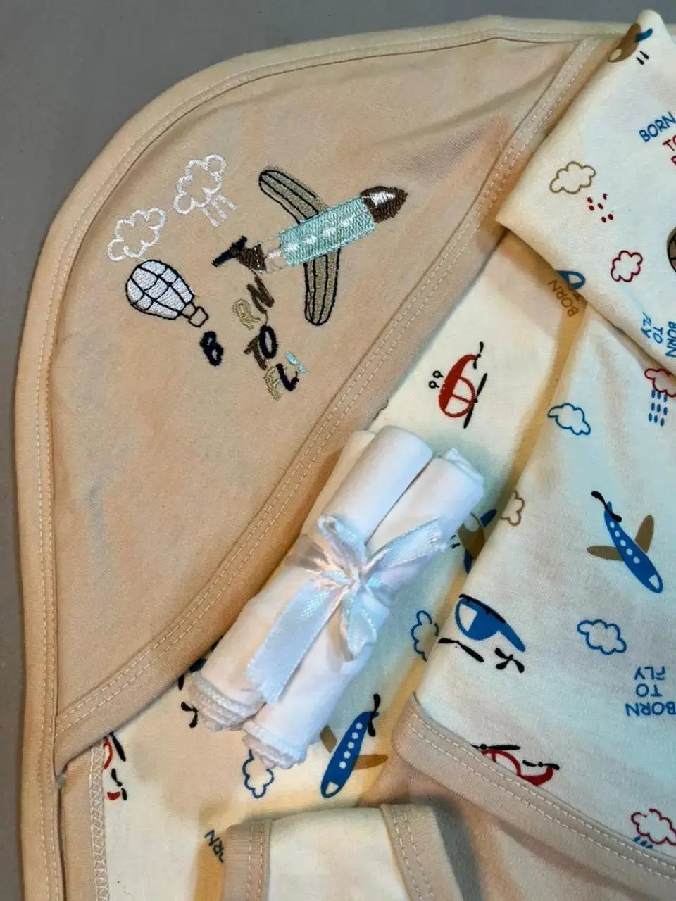 Born To Fly Baby Gift Set – Beige Airplane Print | 8-Piece Cotton Outfit for Newborn Boys