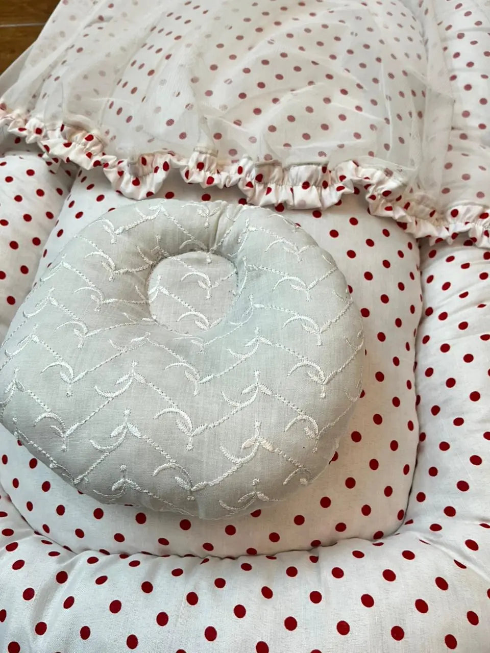 Baby Net Bed With Pillow | Red Dots Chicken