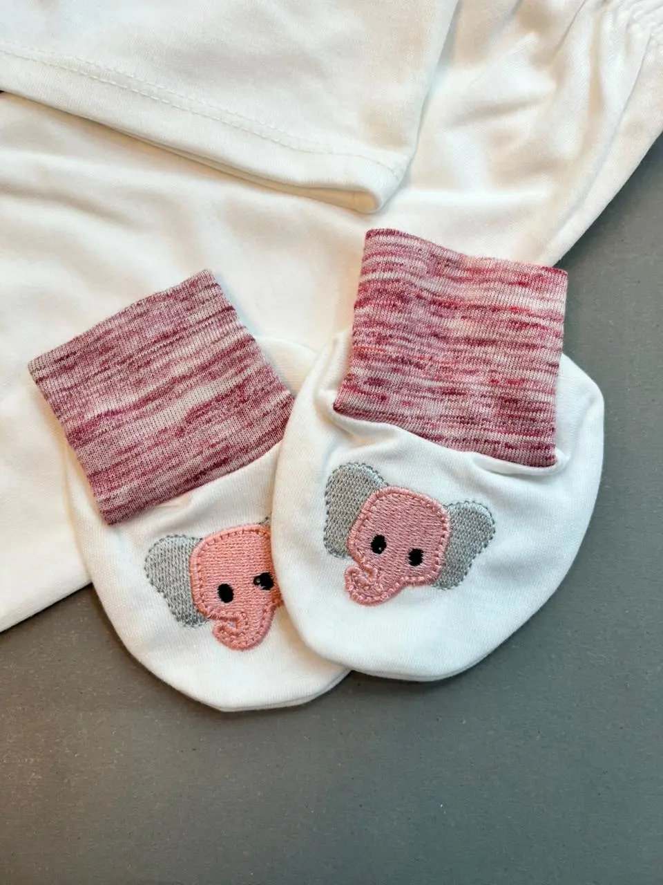 Baby Elephant Clothing Set – 6-Piece Soft Cotton Outfit for Newborn (0–12 months)