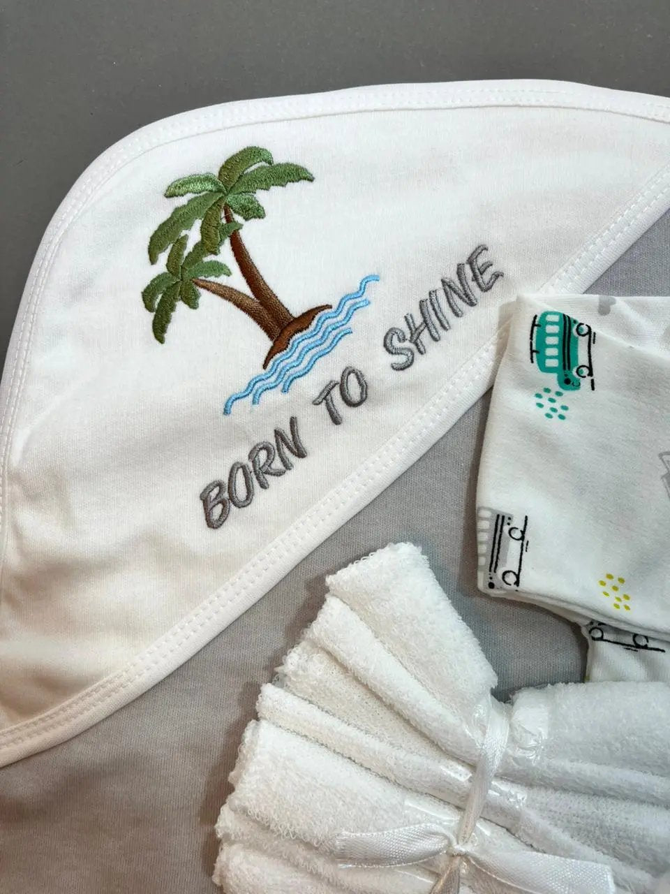 8-Piece Newborn Baby Gift Set – Soft Cotton with Hooded Towel & Bib | Born To Shine Theme (0–6 Months)
